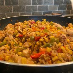A picture of Southwest Chicken and Rice Quinoa.