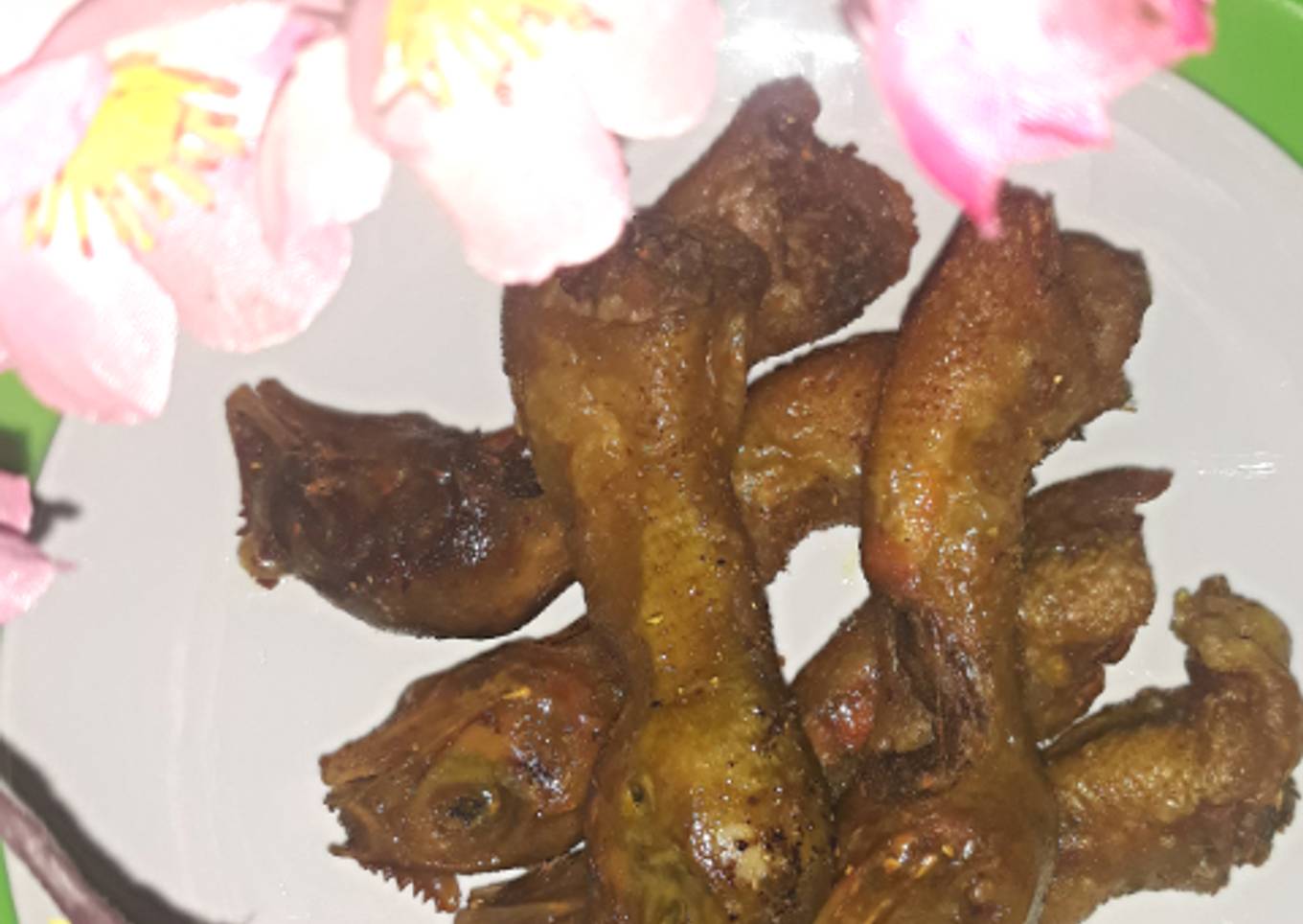 Kepala ayam goreng