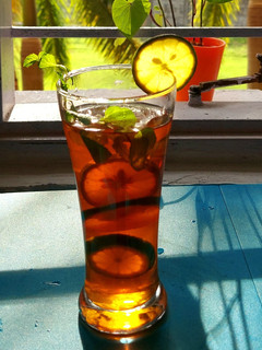 A picture of Basil Lemon Green Iced Tea.
