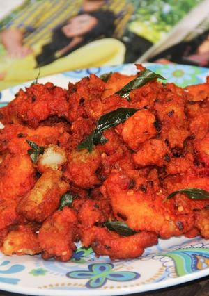 A picture of Tandoori Fish Pakora / Indian Style Deep Fish Fritters.