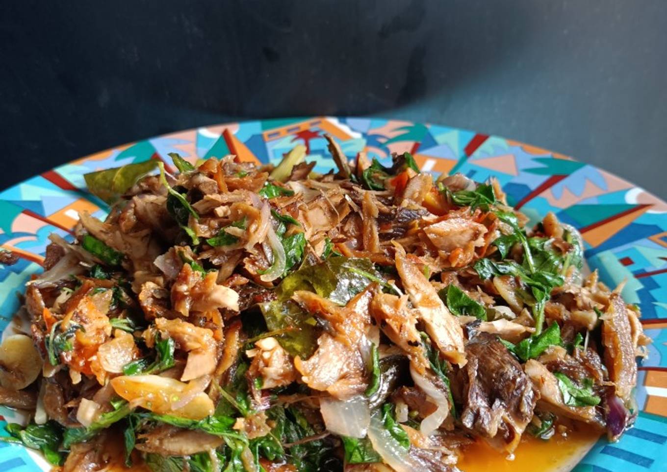 Suwir tongkol kemangi