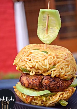 A picture of Maggi burger.