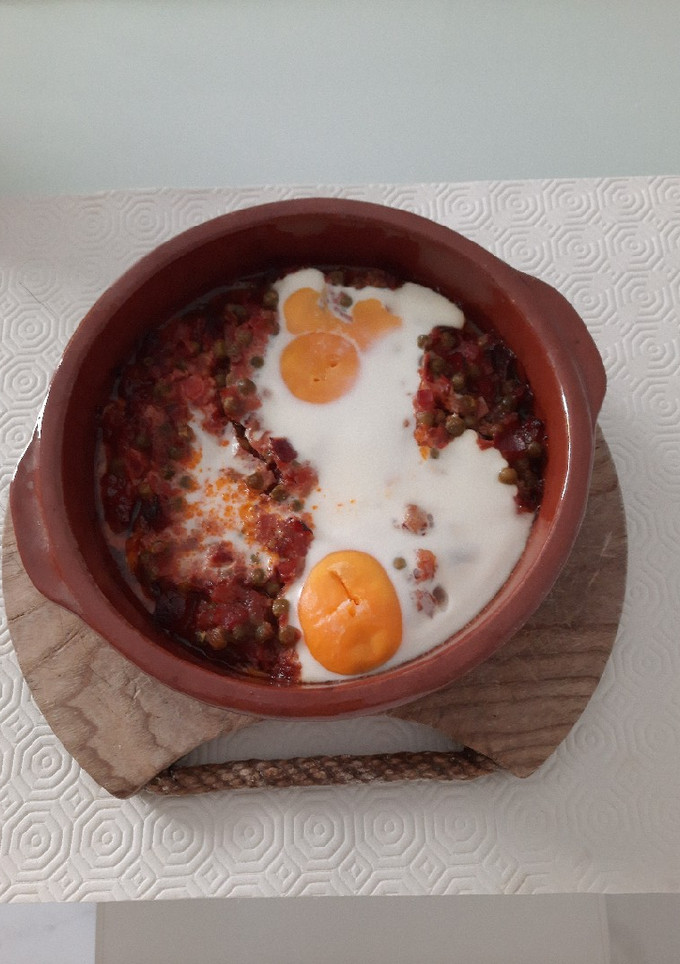 Una foto de Huevos a la flamenca, o, a la andaluza