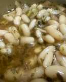 Porotos en escabeche