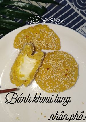 Hình của món Ăn dặm cho bé: Bánh khoai lang nhân phô mai.