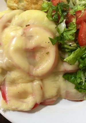Una foto de 🍆Berenjenas a la napolitana🍅🧀 | Receta Vegetariana