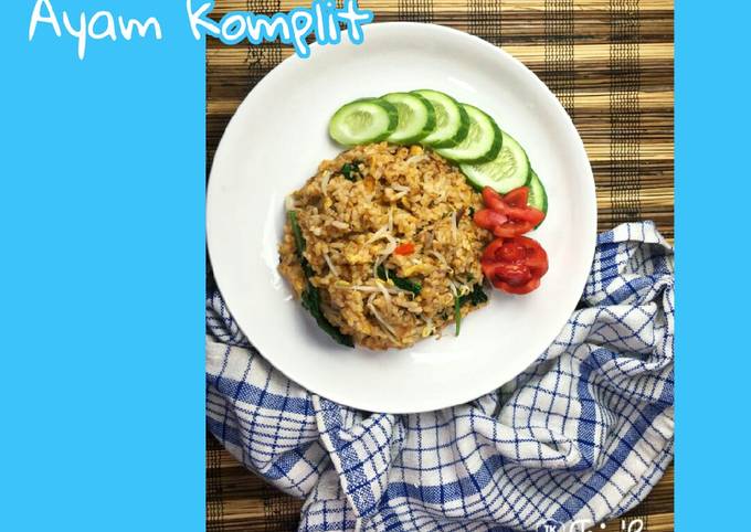 Nasi Goreng Ayam Komplit