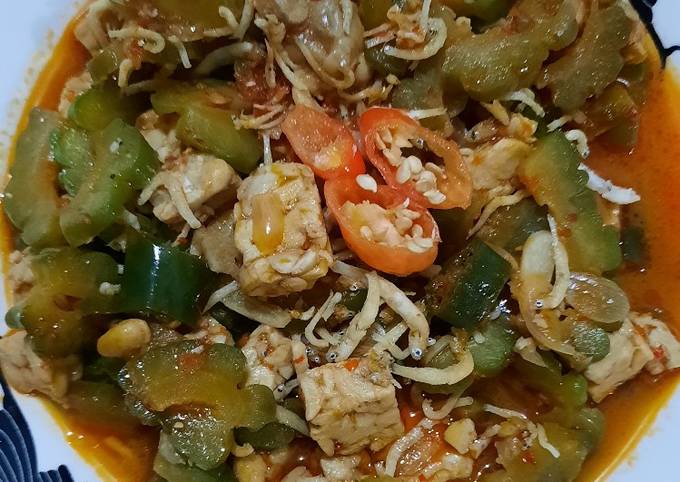 Resep membuat Pare Tempe Kuah Santan yang nikmat