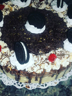 Una foto de Torta helada postre del 14 de febrero 😍
