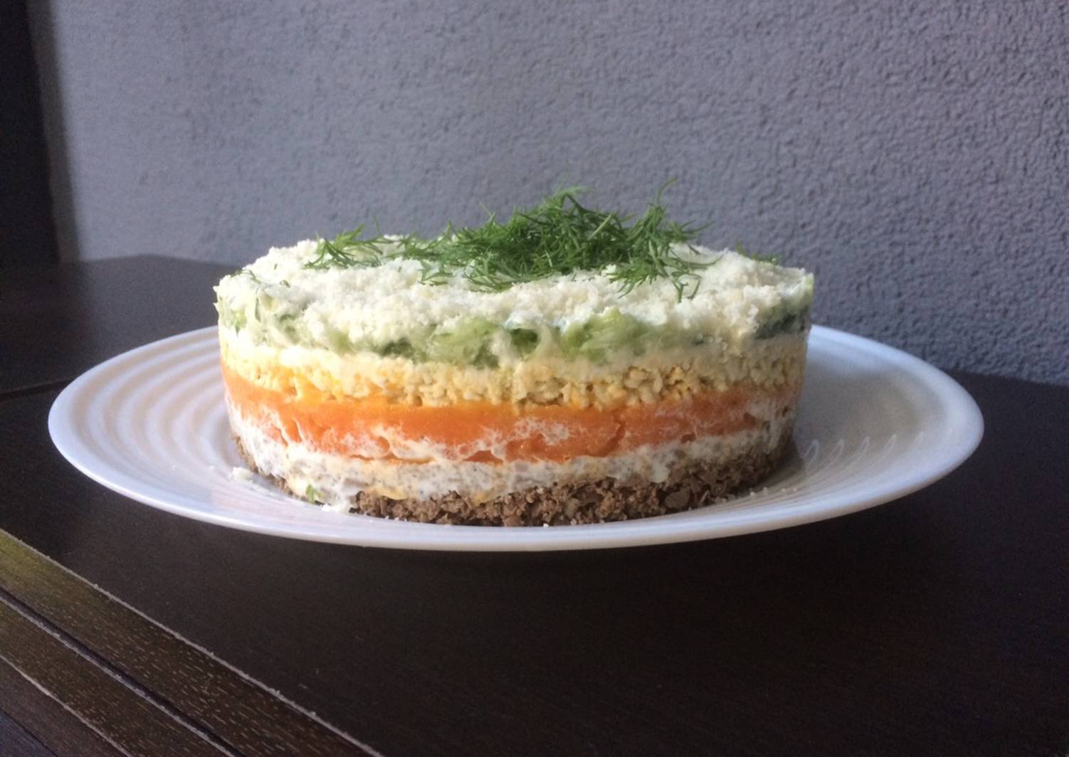 салат шуба под селедкой кла. салат из сердечек куриных слоеный. салат с сердцем приготовление. слоеный салат с сердцем. салат слоеный сердце.