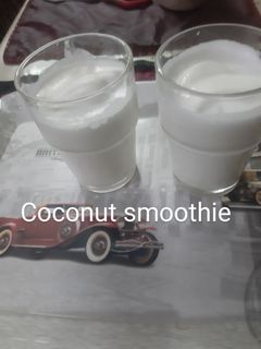 कोकोनट स्मूथी (coconut smoothie recipe in hindi) रेसिपी मुख्य फोटो