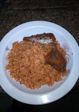 A picture of Jollof rice.