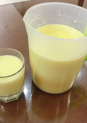 Hình của món Sữa ngô siêu tốc cùng máy làm sữa hạt.