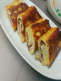 A picture of Nutella French toast.