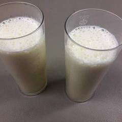 Fresh fig milkshake (Anjir) A picture of Fresh fig milkshake (Anjir).