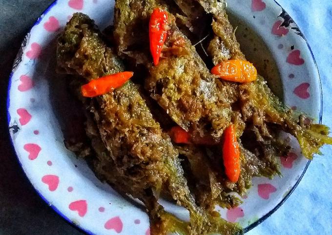 Langkah Mudah Membuat Resep Pesmol Ikan Kembung