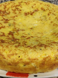Una foto de Tortilla de patatas con roquefort