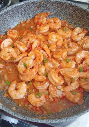 Una foto de Enchilado de camarones🍤