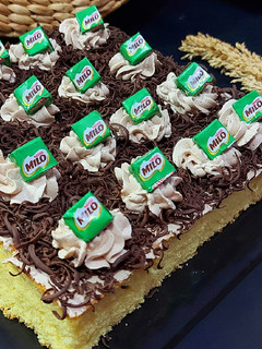 Foto resep Cake Potong Hias (bolu Jadul)