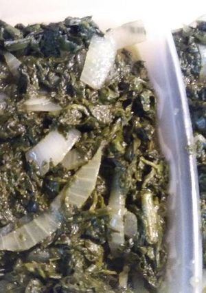 A picture of Momma's Olive Spinach.