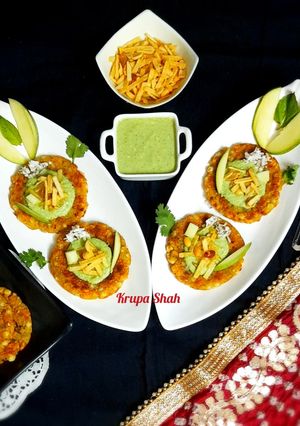 A picture of Falari sabudana disk chaat.