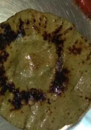 A picture of Bajra roti.