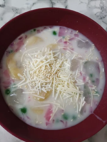 Langkah Mudah untuk Membuat Resep  Es Pisang Mutiara Keju yang Enak, Sempurna