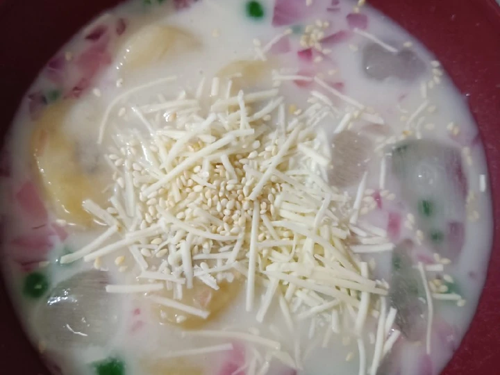 Langkah Mudah untuk Membuat Resep  Es Pisang Mutiara Keju yang Enak, Sempurna