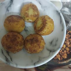 A picture of Coconut kachori.