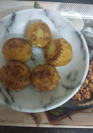 A picture of Coconut kachori.