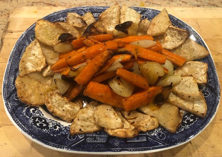 Recipe of Award-winning Marsala roasted celeriac, carrots and onion
