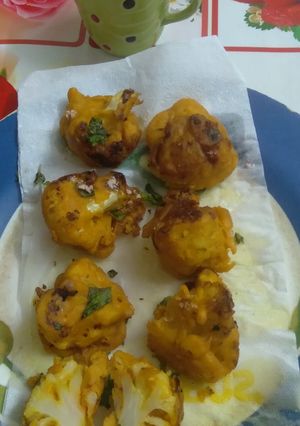 A picture of Gobhi Pakoda.
