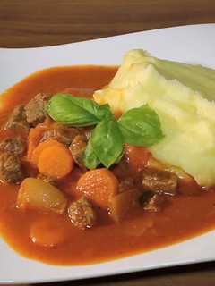 Una foto de Gulash - Goulash