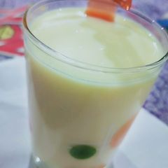 A picture of Mango shake.