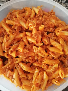 Una foto de Macarrones con carne