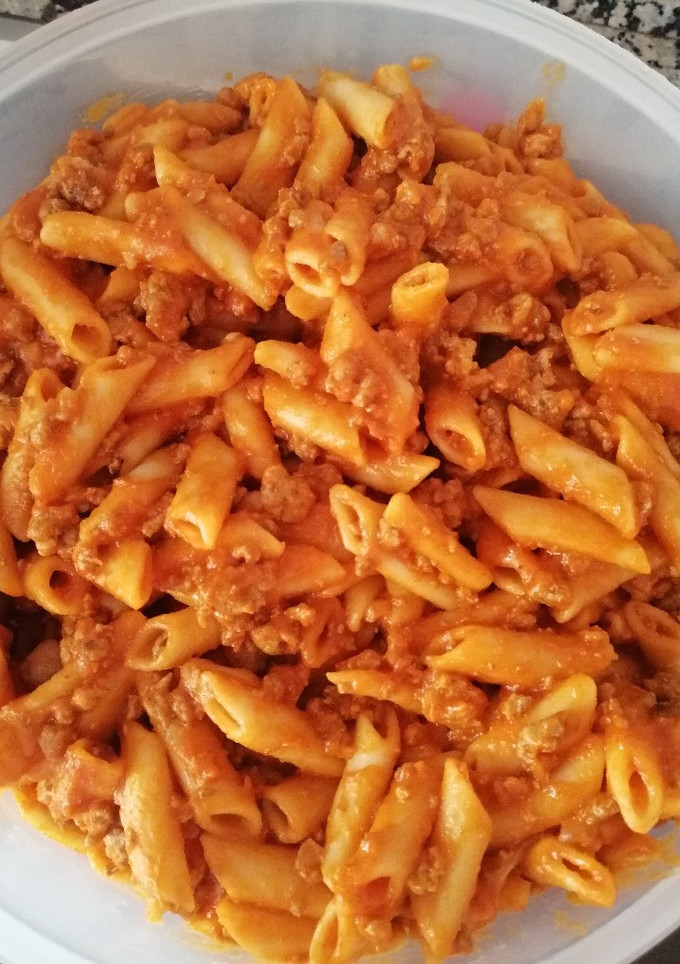Una foto de Macarrones con carne