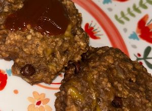 Una foto de 🍌🍪 Galletitas de banana, avena y azúcar mascabo (con 4 bananas)