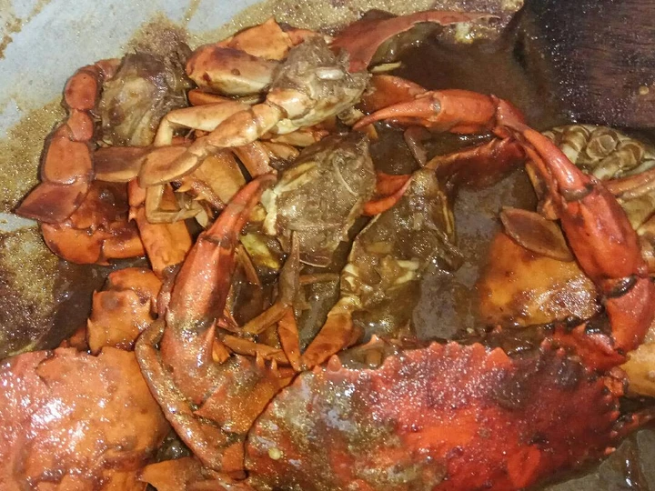 Cara Mudah Menyiapkan Resep Kepiting saus lada hitam yang Uenak Anti Ribet, Lezat