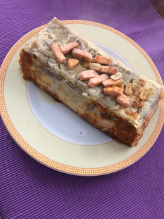 Una foto de "Mousakás"light, o pastel de berenjena y salmón