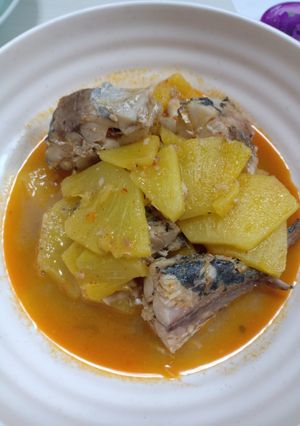 Hình của món Cá kho dứa.