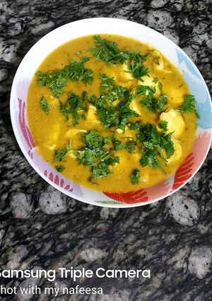 A picture of Egg curry.