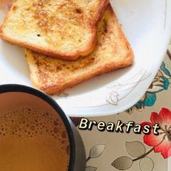 A picture of French Toast with tea☕.