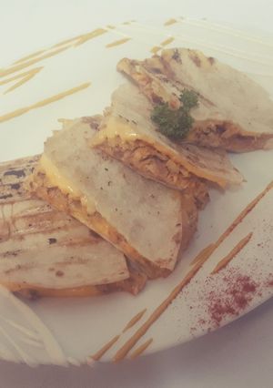 Una foto de Quesadilla de pollo