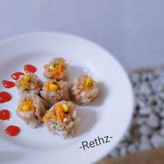 A picture of Siomay ayam udang.