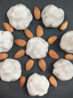 A picture of Rice Modak.