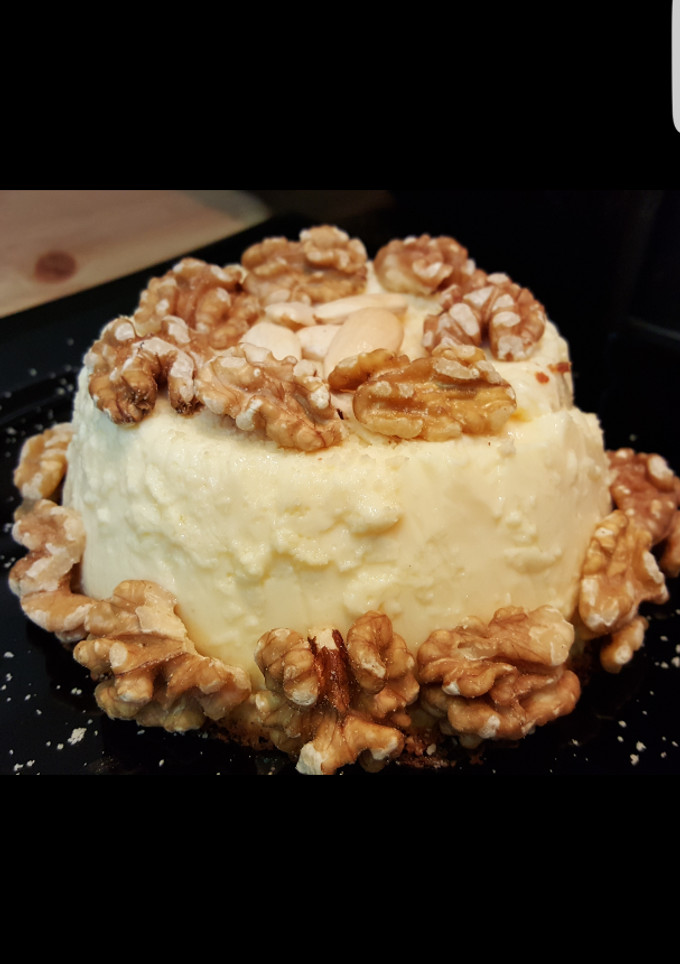 Una foto de Flan de almendras y nueces
