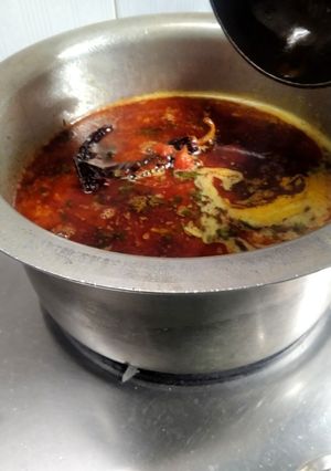 दाल तडका (Dal tadka recipe in Marathi) रेसिपी चे मुख्य फोटो 