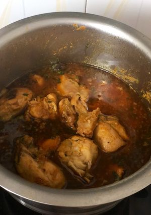 A picture of Chicken curry.