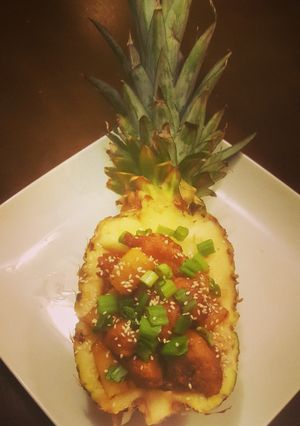 A picture of Pineapple Sriracha Chicken.