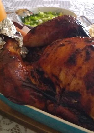 Una foto de Pavo relleno al horno con papas rústicas